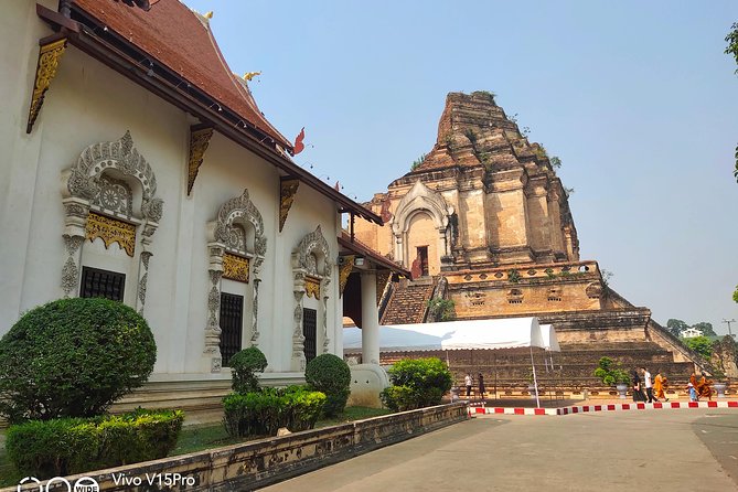 Old City & Temples Tour Doi Suthep Temple & Famous Cnx. Lunch - Common Questions