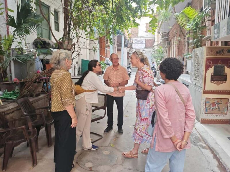 Old Delhi Food & Culture Tour with Female Guide & Tuk Tuk - Who This Tour Best Suits