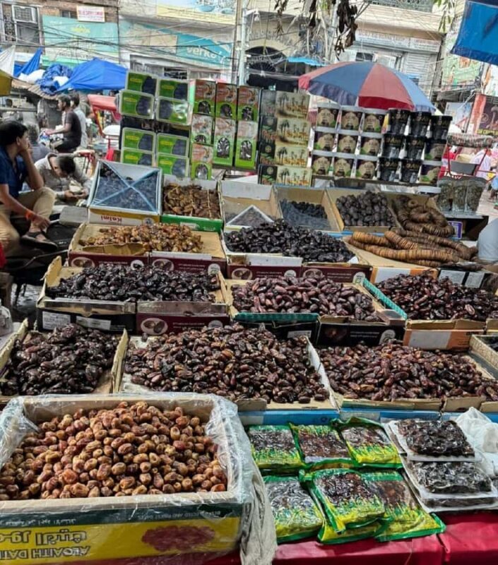 Old Delhi: Guided Food Tour Experience with Local Expert - Logistics and Practicalities
