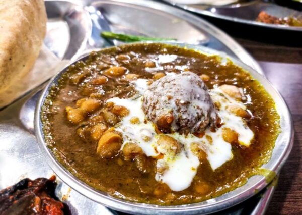 Old Delhi: Guided Street Food Tour With Cultural Highlights - Essential Items to Bring
