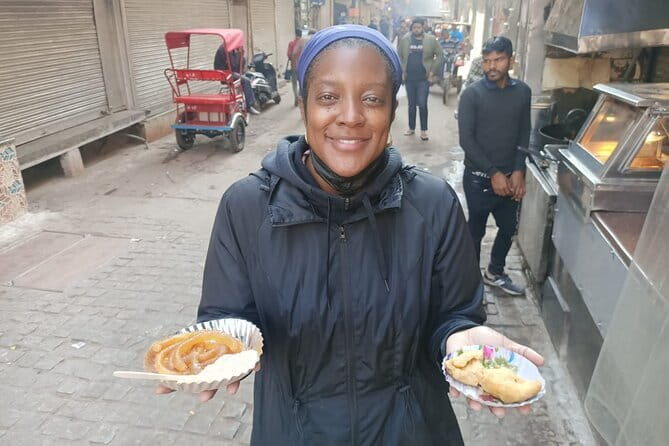Old Delhi Heritage Walk with Street Food & Spice Market Tour - Exploring the Itinerary: What Can You Expect?