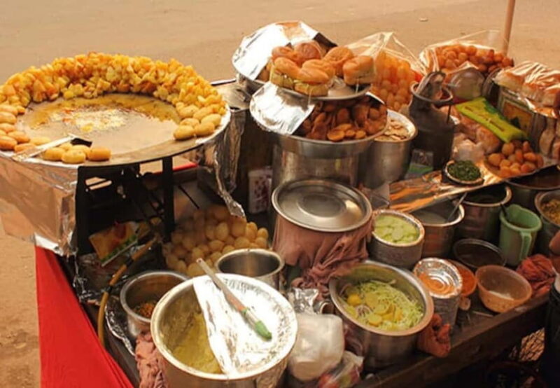 Old Delhi: Old Delhi City Tour with Rickshaw & Street Food - Good To Know: