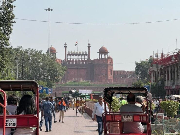 Old Delhi: Private Tour of Chandni Chowk, Tuk Tuk & Food - Exploring the Historic Jama Masjid