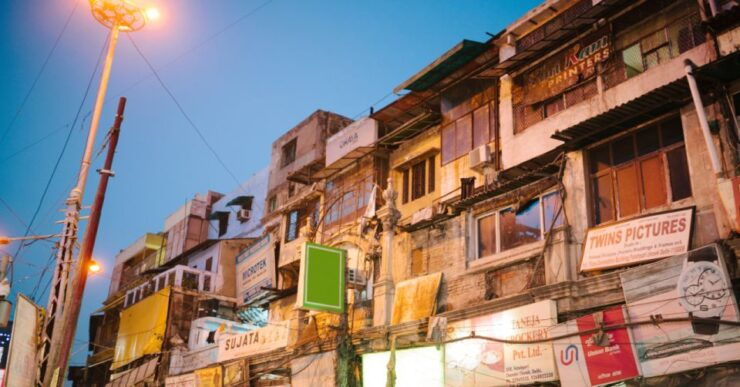 Old Delhi Slum Tour - Experience Itinerary