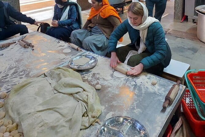 Old Delhi Spice Market and Temple Tour - In-Depth Breakdown of the Itinerary