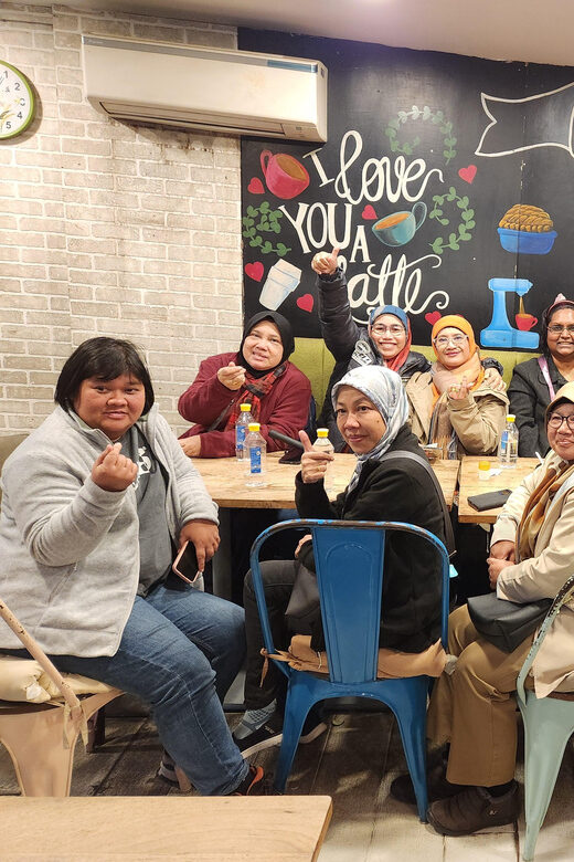 Old Delhi Street Food Tour - Old Delhi Street Food Tour: A Flavorful Journey Through a Historic Market