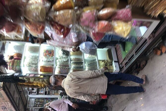 Old Delhi & Temples(Akshardham Temple and Gurudwara Bangla Sahib) - FAQ