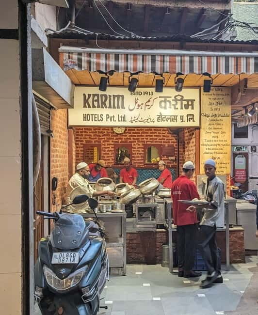 Old Delhi's Timeless Treasures - Cultures, Bazaars & Beyond - A Feast for the Senses: Food & Flavors