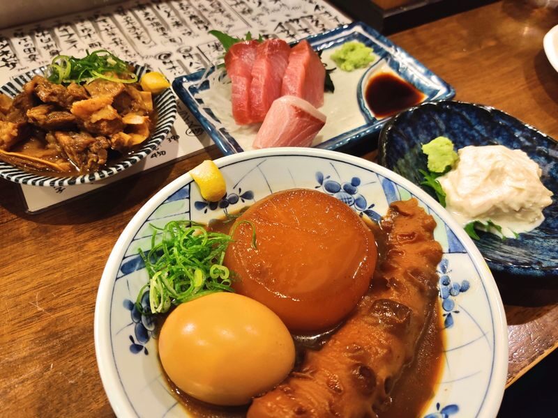 Old Kyoto Nighttime All-Inclusive Local Food Tour - Pontocho adds a second side of Kyoto