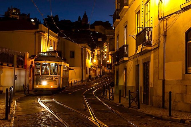 Old Lisbon Fado Experience With Alfama Walking Tour - Car Trip Past Lisbon Highlights
