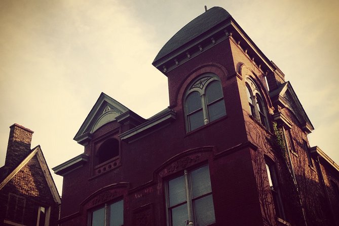 Old Louisville Ghost Tour as Recommended by The New York Times @ 4th and Ormsby - Explore Old Louisvilles Victorian Mansions