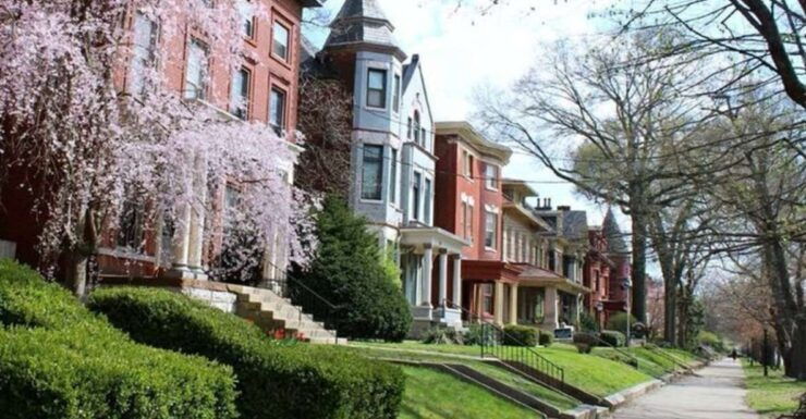 Old Louisville: History and Architecture Walking Tour - Historical Background