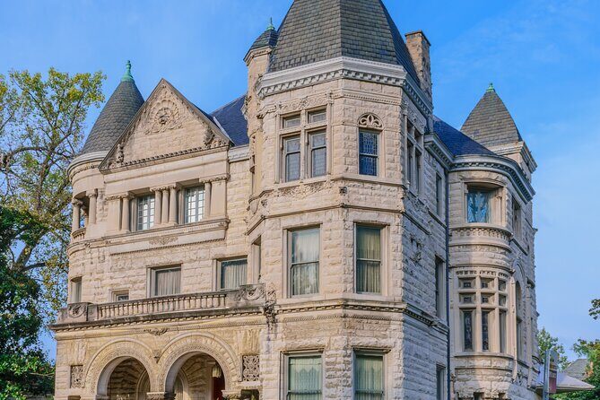 Old Louisvilles Famous Ghosts Smartphone Guided Walking Tour - Introduction