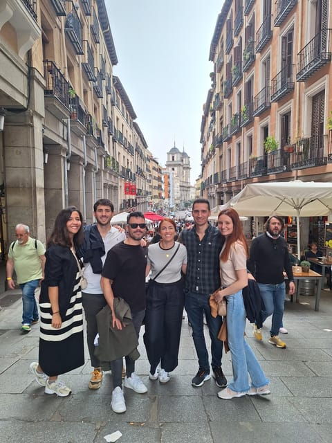 Old Madrid of Austrias - Accessibility and Cancellation