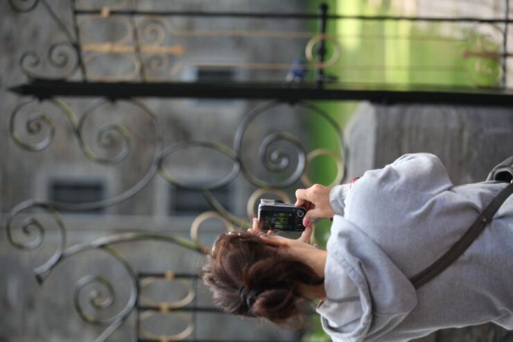 Old Montreal: 1.5-Hour Walking Tour of the West Side - Tour Duration and Accessibility