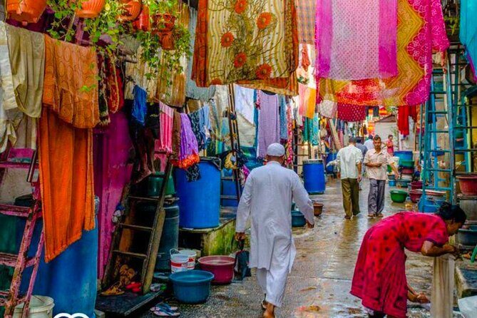Old Mumbai Private Sightseeing Tour & Dharavi Slum with a Local - The Sum Up