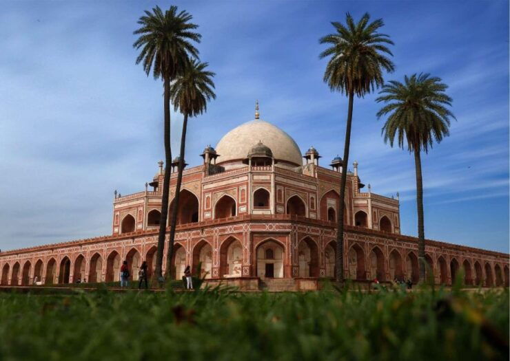 Old & New Delhi: Private Guided City Tour by Car With Snacks - Tour Highlights