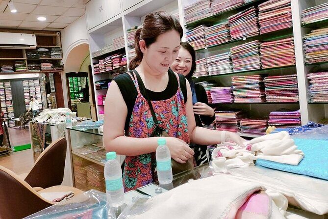 Old & New Delhi Private Tour - Female Guide & Rickshaw - Who Will Love This Tour?