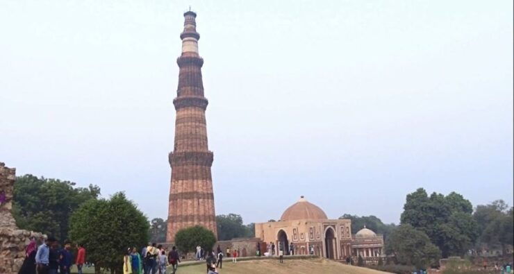 Old & New Delhi Tour-Best of Delhi in 8 Hours With Entrances - Tour Details