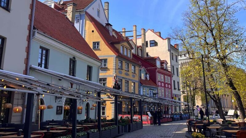 Old Riga Walking Tour: Legends & Hidden Gems EN, DE, ESP - Practical Details and What to Expect