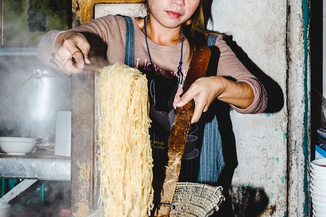 Old Siam Bangkok Food Tour With 15 Tastings - Authentic Thai Street Food Delights