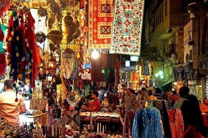 Old Souq Tours and Local Dinner - Pickup Information