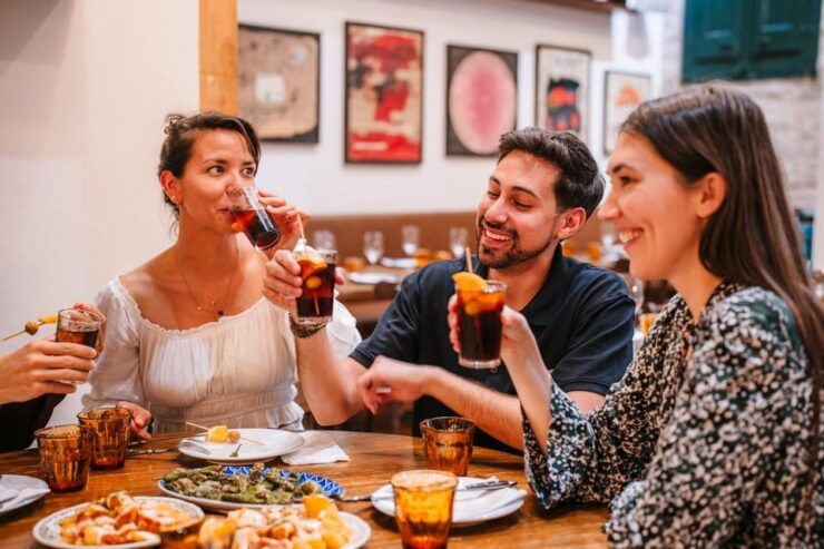 Old Tow Flamenco Show & Born Tapas Tour - Exploring the Gothic Quarter