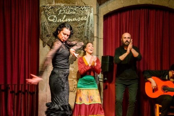 Old Tow Flamenco Show & Born Tapas Tour - Booking and Cancellation Policy