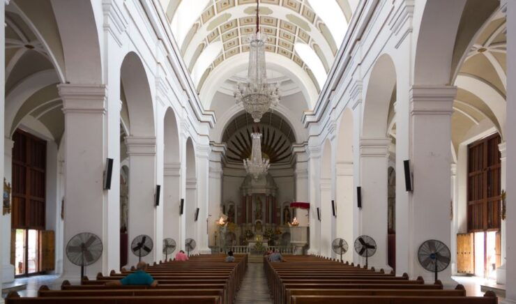 Old Town and Quinta San Pedro Santa Marta City Tour - Good To Know