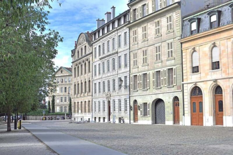 Old Town Geneva Private Walking Tour - Introduction