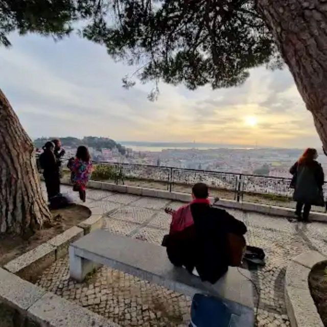 Old Town of Lisbon on Board of a Tuk Tuk- 1hour - Good To Know
