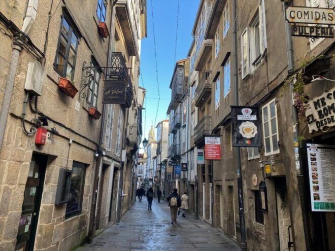 Old Town Santiago: Outdoor Escape Game - Duration and Highlights