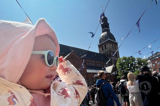 Old Town Sightseeing Tour in Riga by Electro Bus - Good To Know