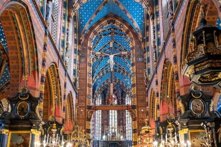 Old Town, St. Marys Basilica and Rynek Underground Tour - Good To Know