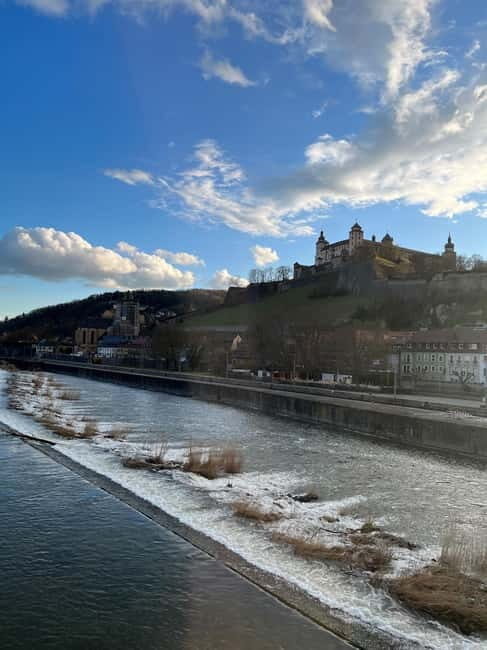 Old town tour of Würzburg with wine tasting on the Old Main Bridge - Final Verdict
