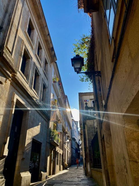 Old Town Walking Tour in a Small Group - Tour Duration and Pricing Information
