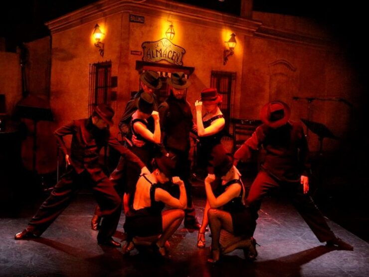 Old Warehouse: Gourmet Dinner, Show, Beverages, Free Transfer. - Good To Know