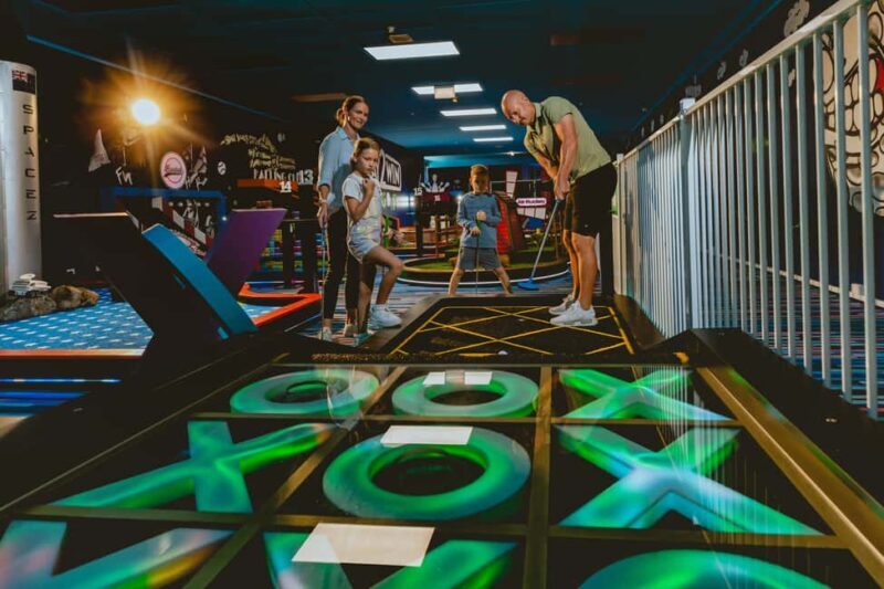 Oldenburg: Puttbrothers Adventure Mini Golf - Who Will Love This Experience?