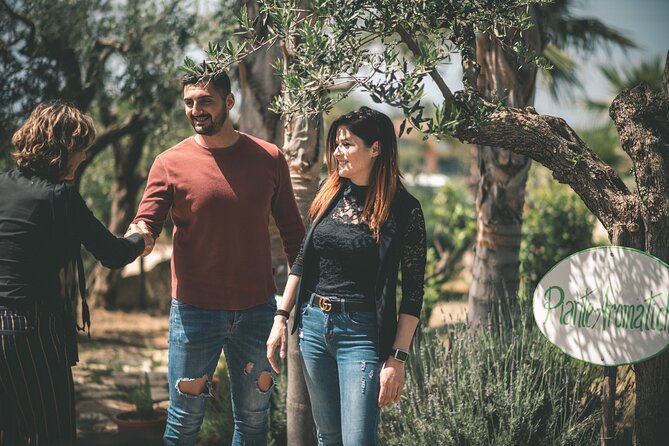 Olive Collection and Wine and Olive Oil Tasting With Brunch in Alcamo - Olive Oil Tasting: Unveiling the Secrets of Extra Virgin