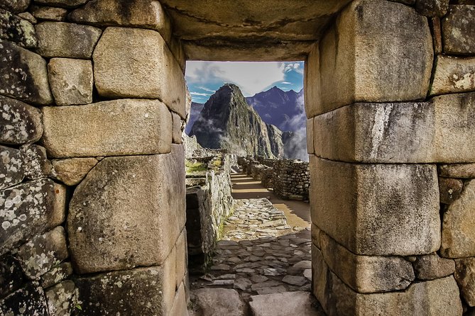 Ollantaytambo, Peru Full-Day Tour to Machu Picchu - Cusco - Tour Duration