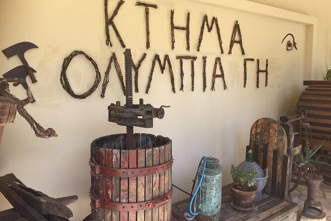 Olympia Highlights & Winery Experience: 4-Hour Tour - Transportation & Logistics