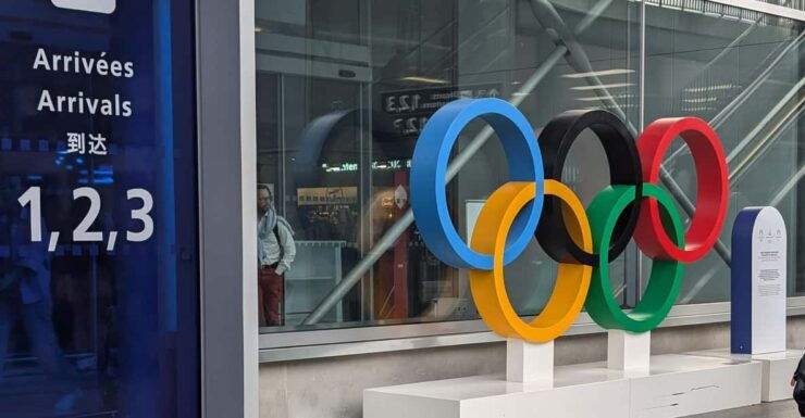 Olympics 2024: Rent a Car With Driver in Paris for a Day! - Pickup and Transportation