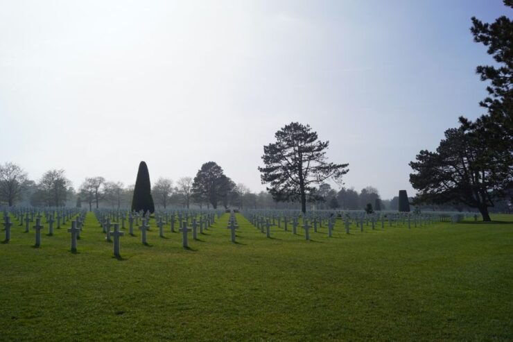 Omaha Beach and Colleville Cemetery Private Walking Tour - Activity Details