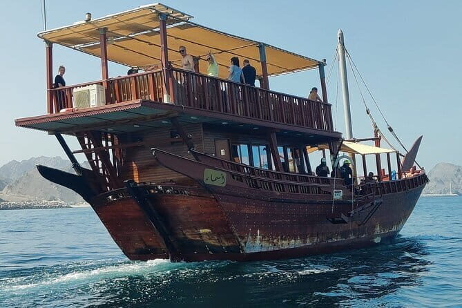 Omani Dhow Coastal and Sunset Cruise - Detailed Review of the Omani Dhow Coastal and Sunset Cruise