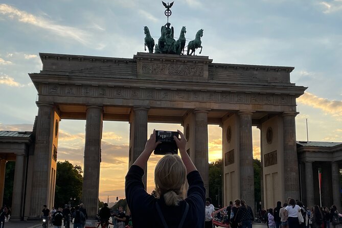 On Foot in Berlin - 3 Hours on Tour - New in Berlin - Tour Overview and Itinerary