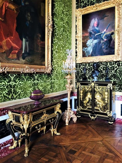 One Day in the Life of Louis XIV (Palace of Versailles) - Courtly Breakfast and Morning Activities