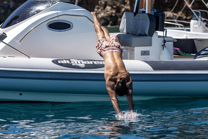 One Day Private Boat Tour to Taormina and Giardini Naoxos - Booking and Cancellation Policies