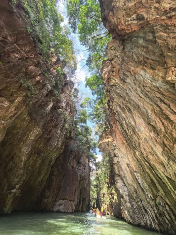 One-day private car tour of Yunnan Stone Forest/Jiuxiang/Dianchi Lake - Timing, pick-up, and a little planning