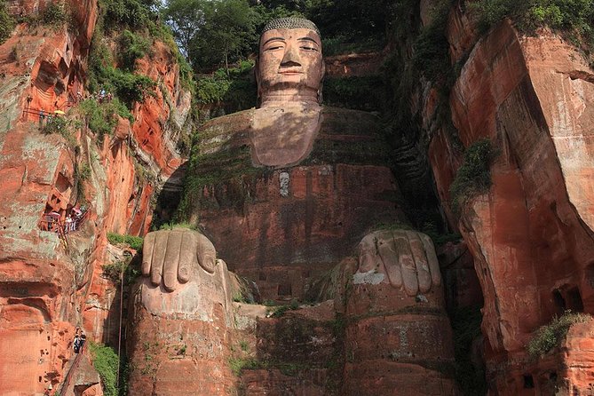 One Day Private Tour of Leshan Giant Buddha, Huanglongxi Ancient Town - Logistics and Pickup Details