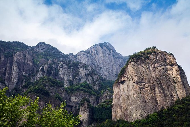 One Day Private Tour to Wenzhou Yandang Mountain World Geopark With Lunch - Inclusions and Exclusions